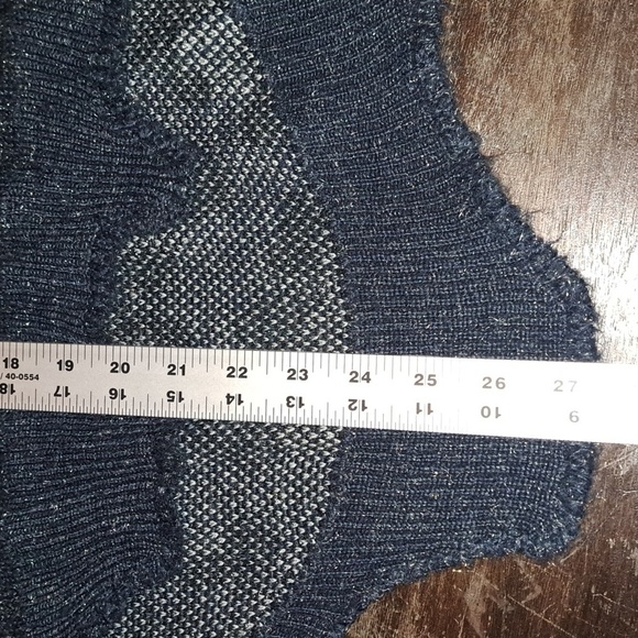 Buckle Free Generation Women's Blue Leopard Print Sweater Size Medium - Picture 8 of 12